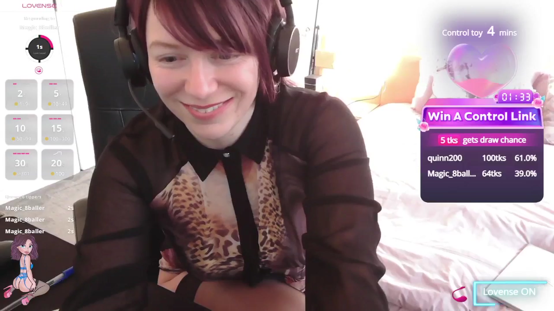 Gallery image thumbnail from size2shoes's myfreecams stream on, 03/04/2025, 17:11 image 17 of 20