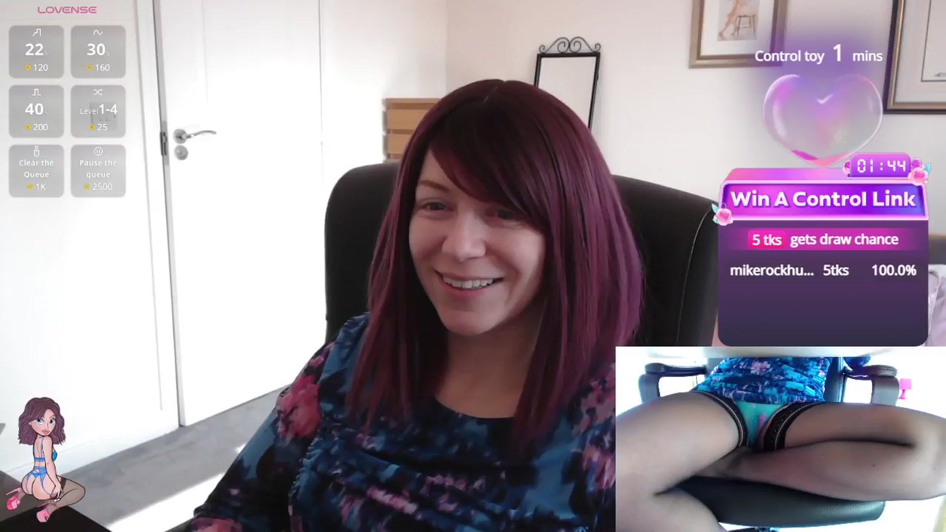 Gallery image thumbnail from size2shoes's myfreecams stream on, 03/05/2025, 14:46 image 6 of 20