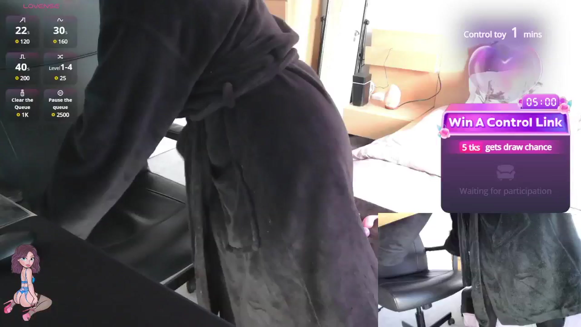 Gallery image thumbnail from size2shoes's myfreecams stream on, 03/11/2025, 18:03 image 7 of 20