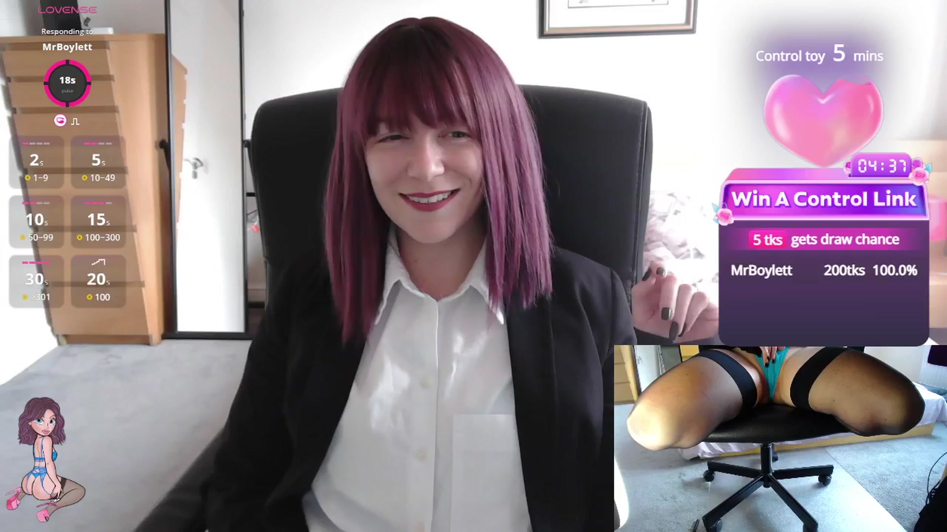 Gallery image thumbnail from size2shoes's myfreecams stream on, 05/07/2025, 15:28 image 10 of 20