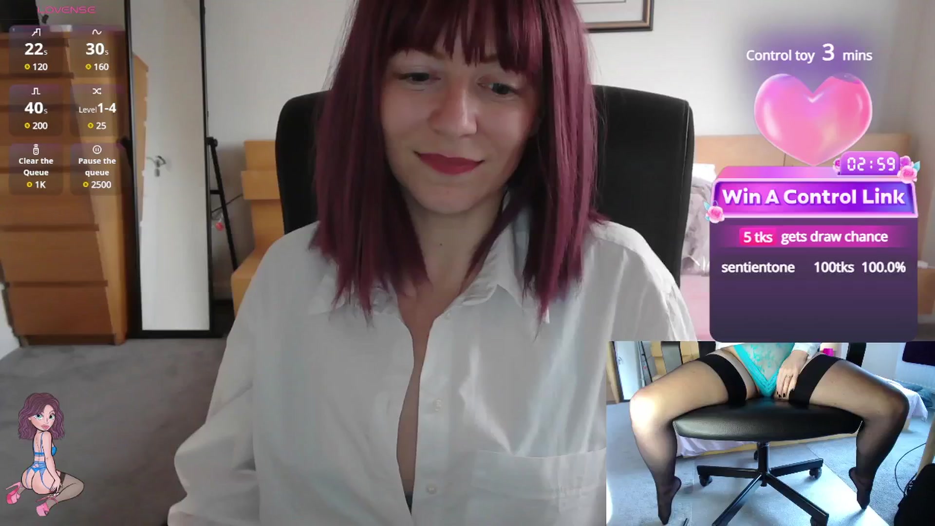 Gallery image thumbnail from size2shoes's myfreecams stream on, 05/07/2025, 17:35 image 14 of 20
