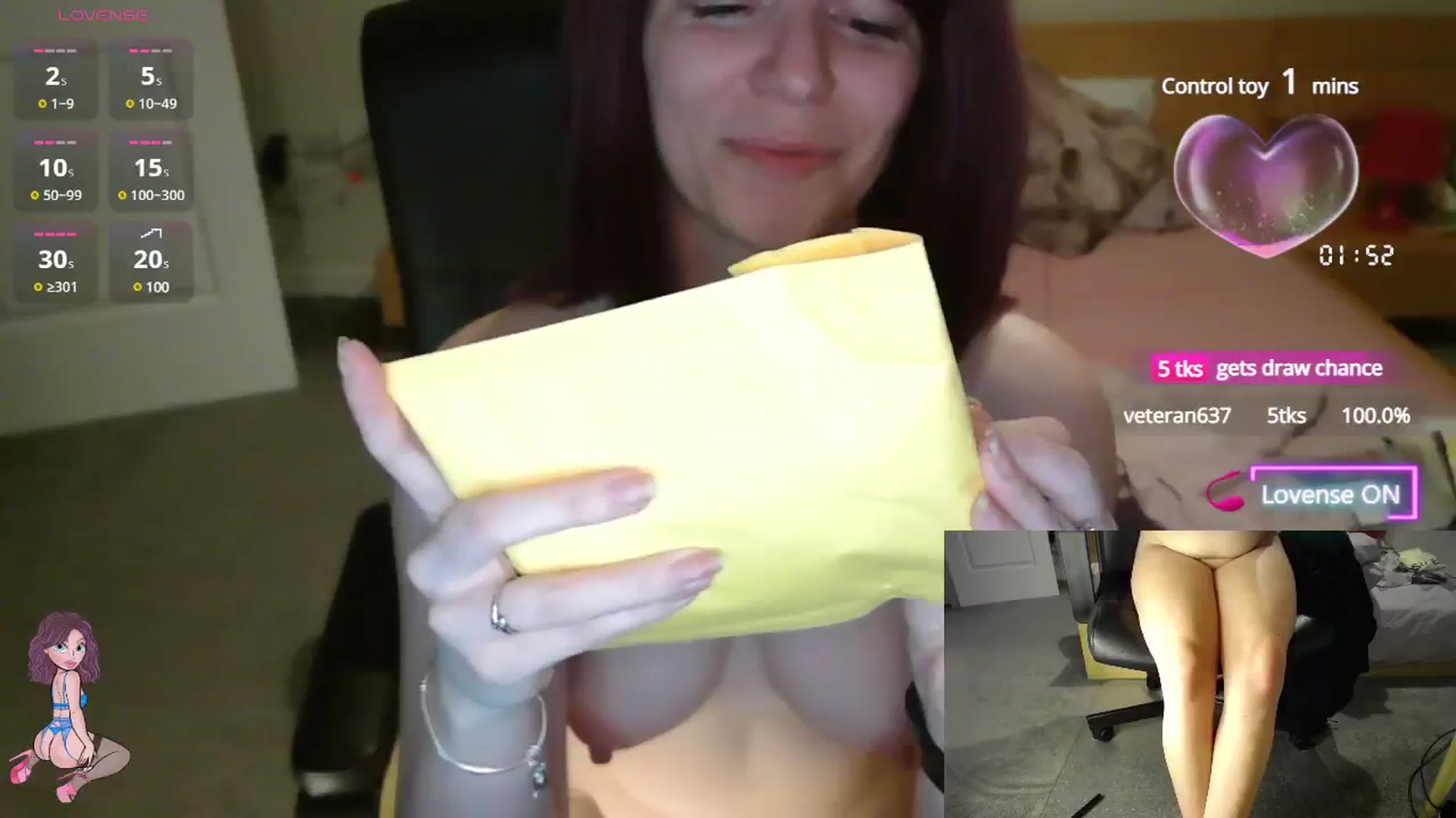 Gallery image thumbnail from size2shoes's myfreecams stream on, 05/17/2025, 01:38 image 9 of 20
