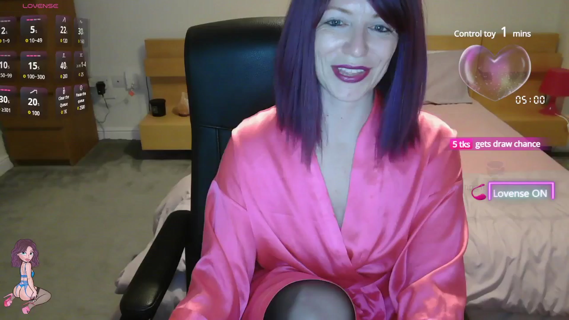 Gallery image thumbnail from size2shoes's myfreecams stream on, 06/04/2025, 21:56 image 10 of 20