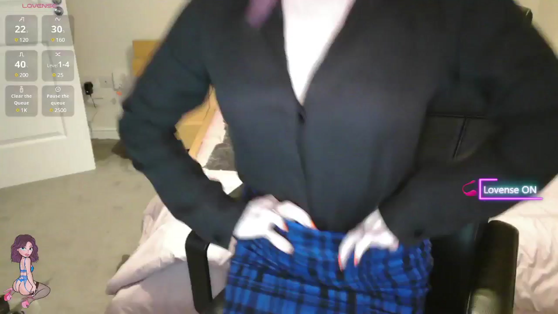 Gallery image thumbnail from size2shoes's myfreecams stream on, 06/05/2025, 23:41 image 20 of 20