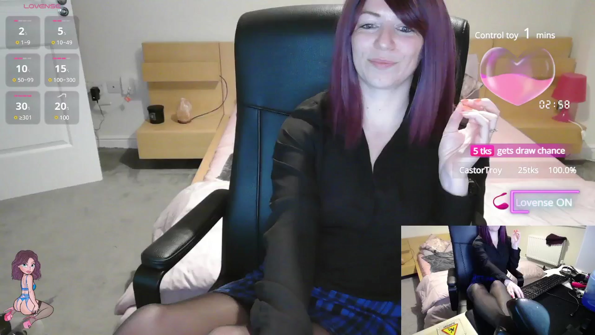 Gallery image thumbnail from size2shoes's myfreecams stream on, 06/05/2025, 23:41 image 3 of 20