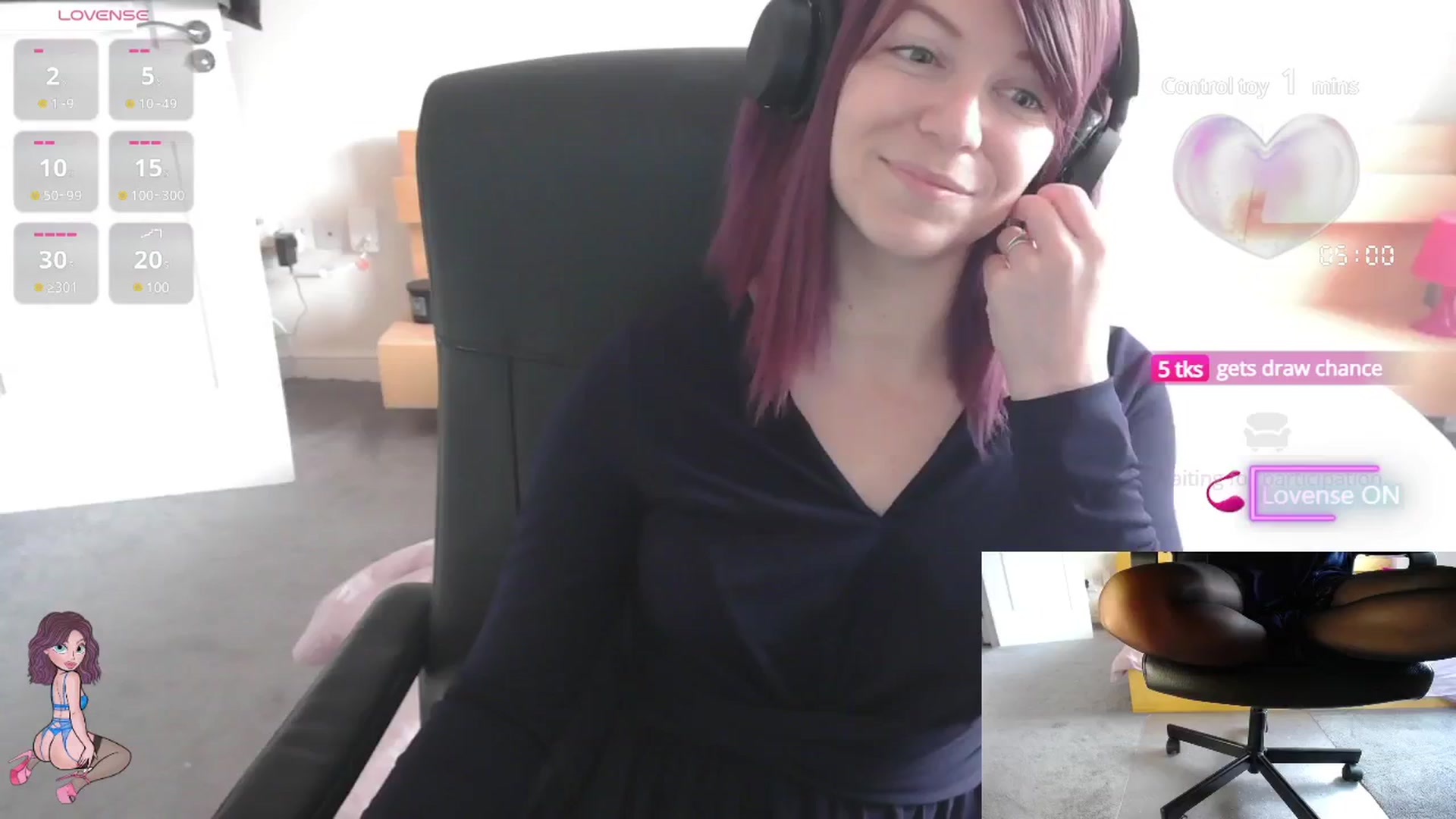 Gallery image thumbnail from size2shoes's myfreecams stream on, 06/11/2025, 12:27 image 12 of 20