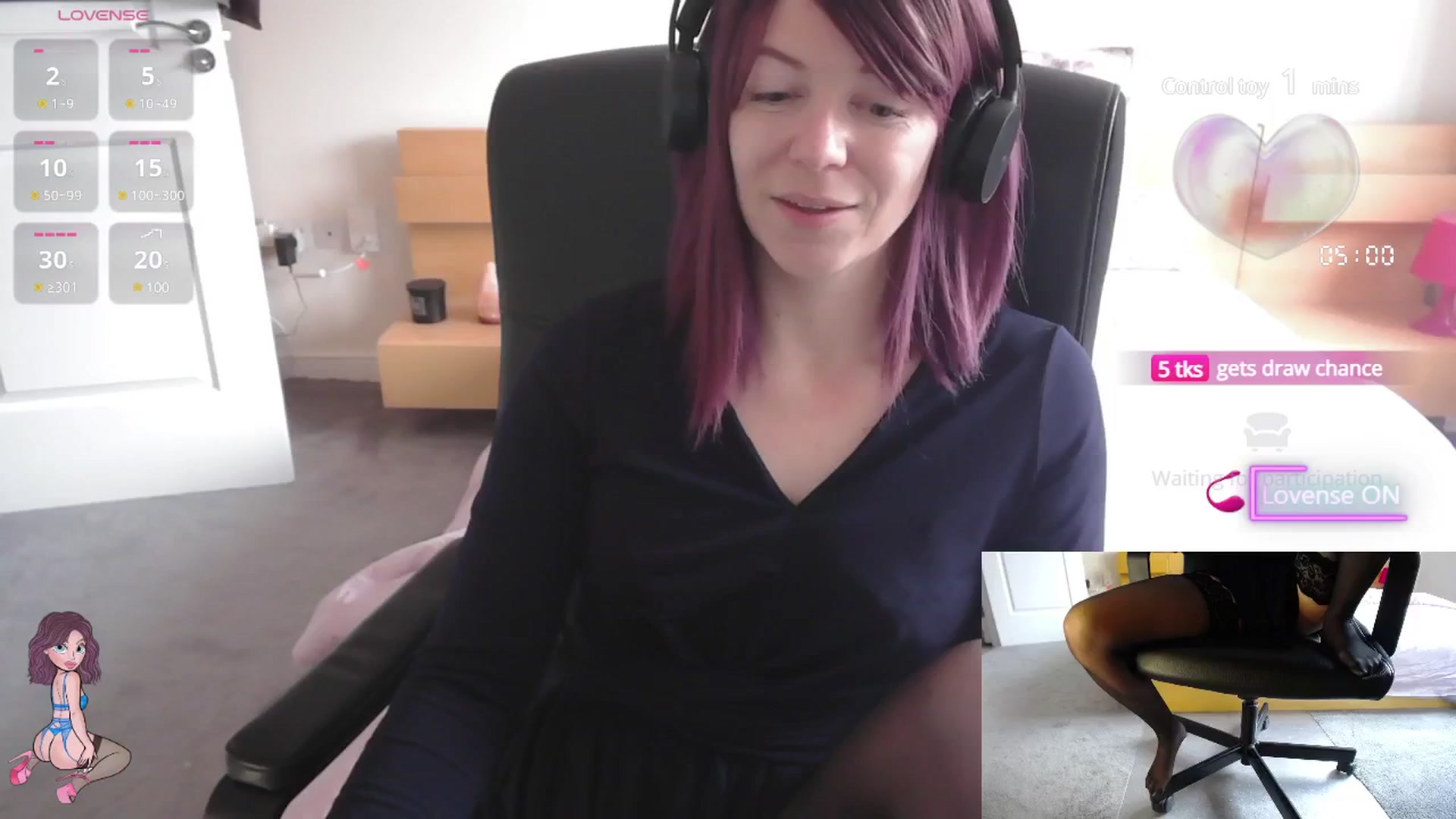 Gallery image thumbnail from size2shoes's myfreecams stream on, 06/11/2025, 12:27 image 10 of 20