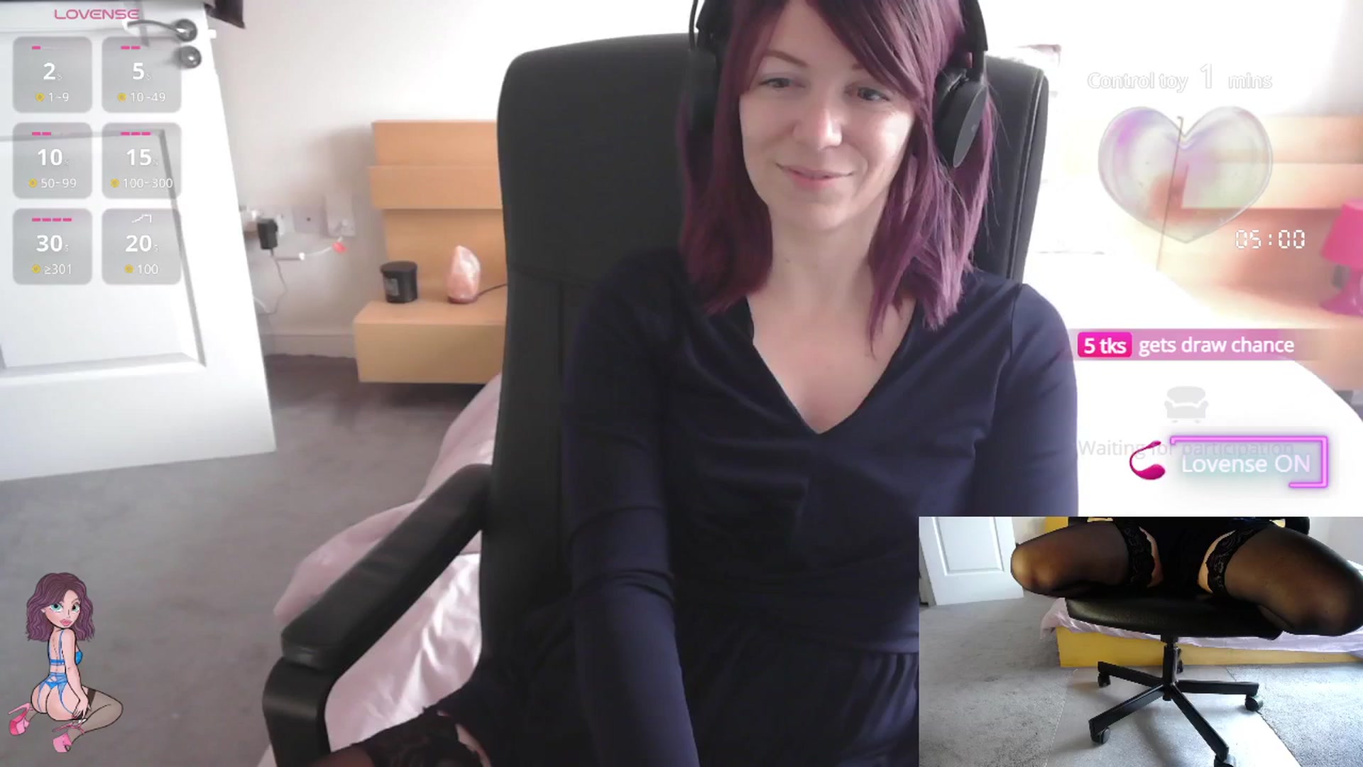 Gallery image thumbnail from size2shoes's myfreecams stream on, 06/11/2025, 12:27 image 16 of 20