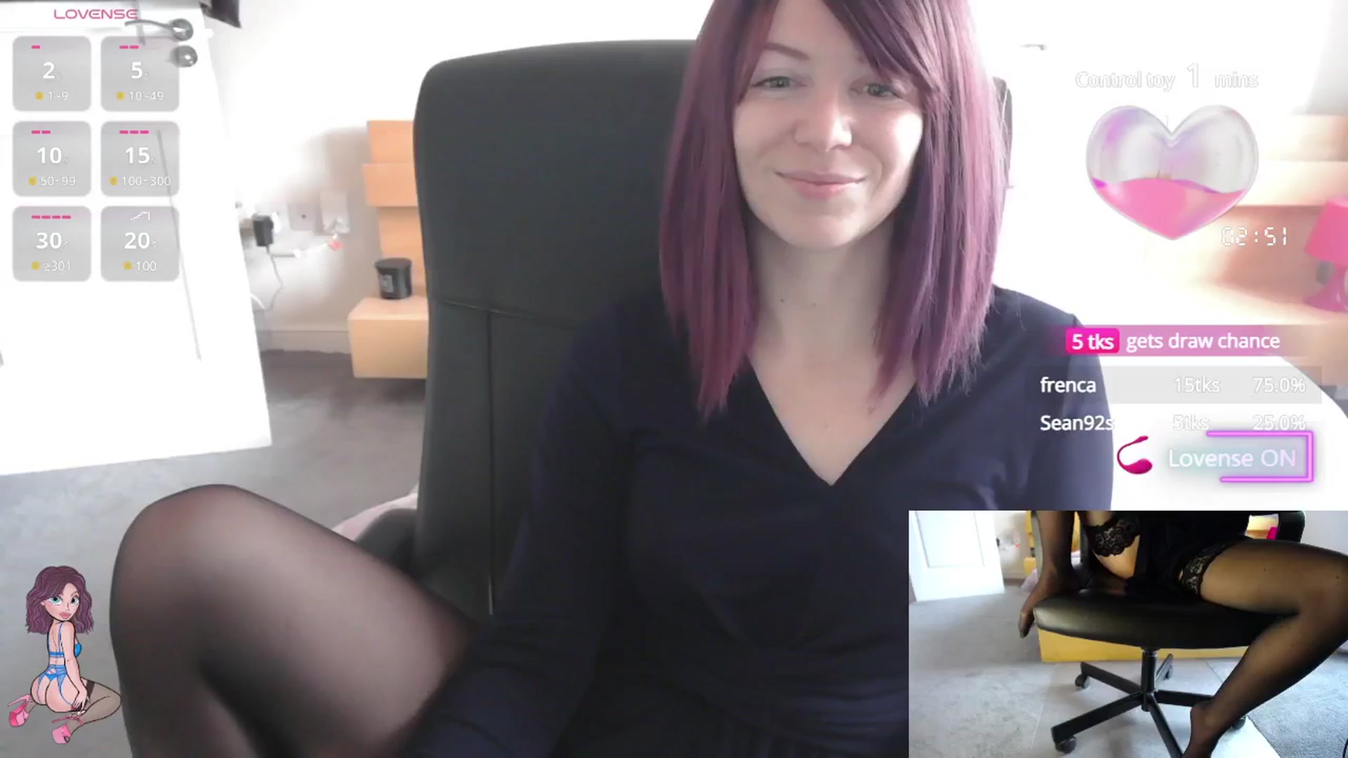 Gallery image thumbnail from size2shoes's myfreecams stream on, 06/11/2025, 12:27 image 5 of 20