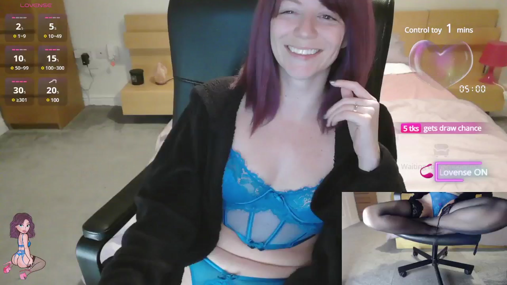 Gallery image thumbnail from size2shoes's myfreecams stream on, 06/11/2025, 22:18 image 11 of 20
