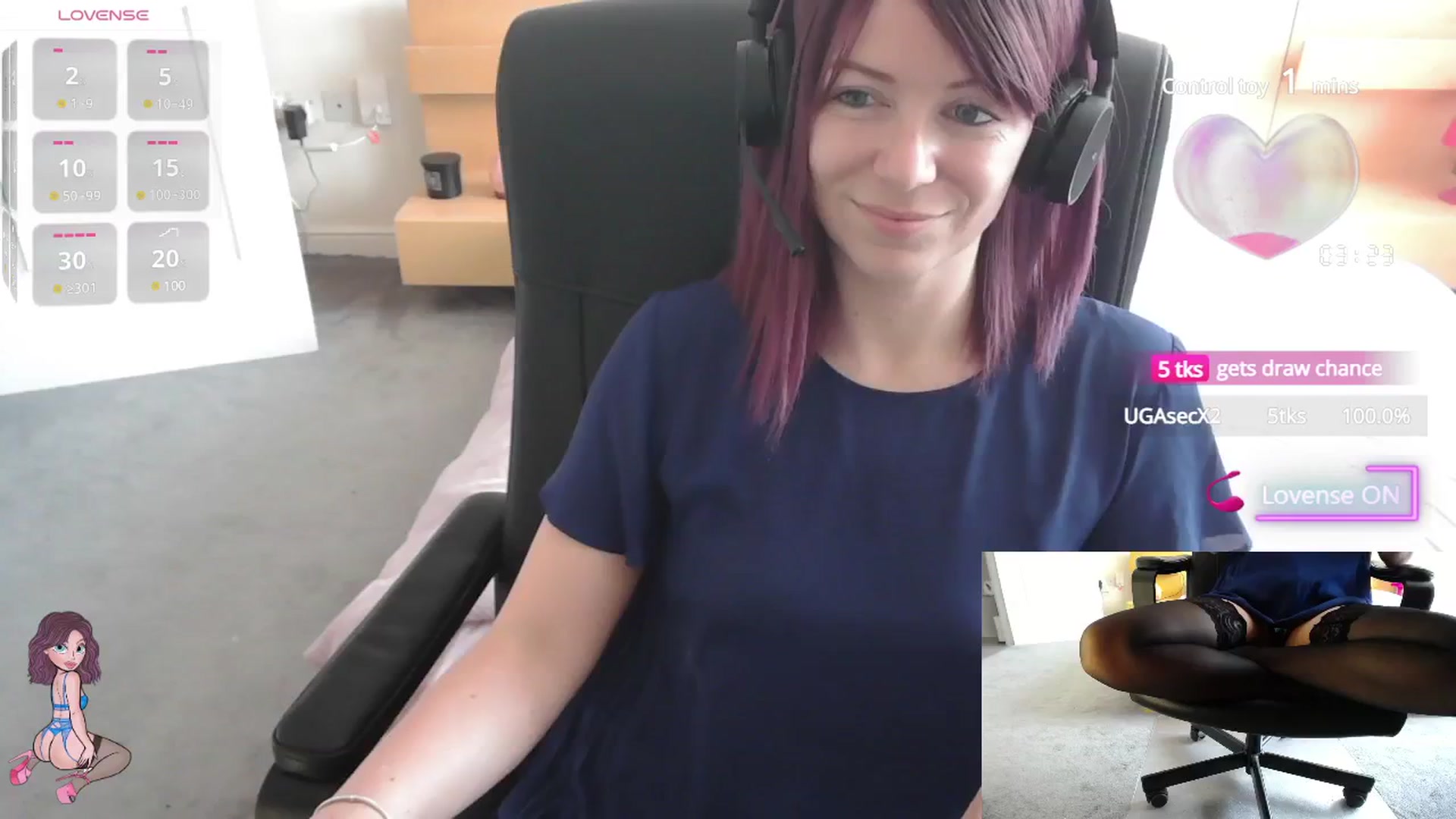 Gallery image thumbnail from size2shoes's myfreecams stream on, 06/13/2025, 13:52 image 9 of 20