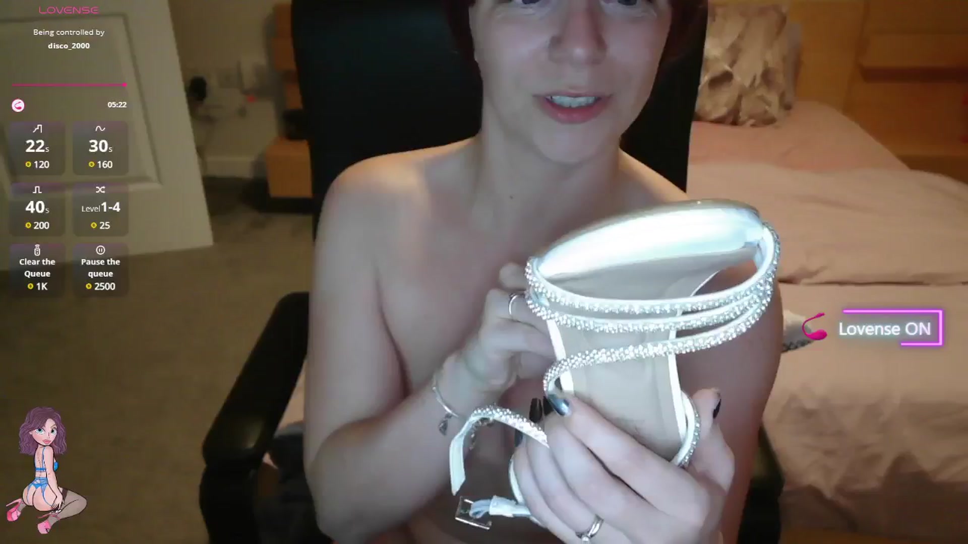 Gallery image thumbnail from size2shoes's myfreecams stream on, 07/01/2025, 22:41 image 19 of 20