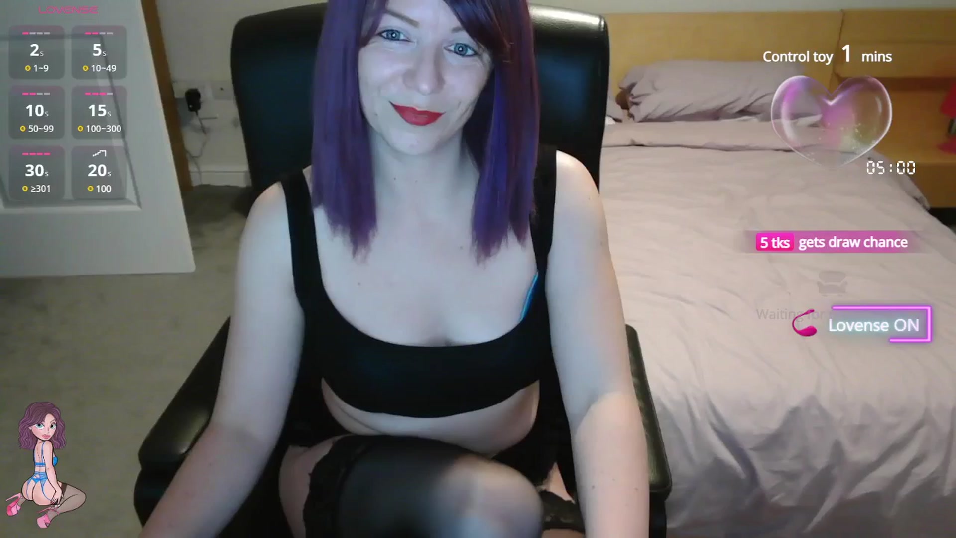 Gallery image thumbnail from size2shoes's myfreecams stream on, 07/08/2025, 24:41 image 1 of 20