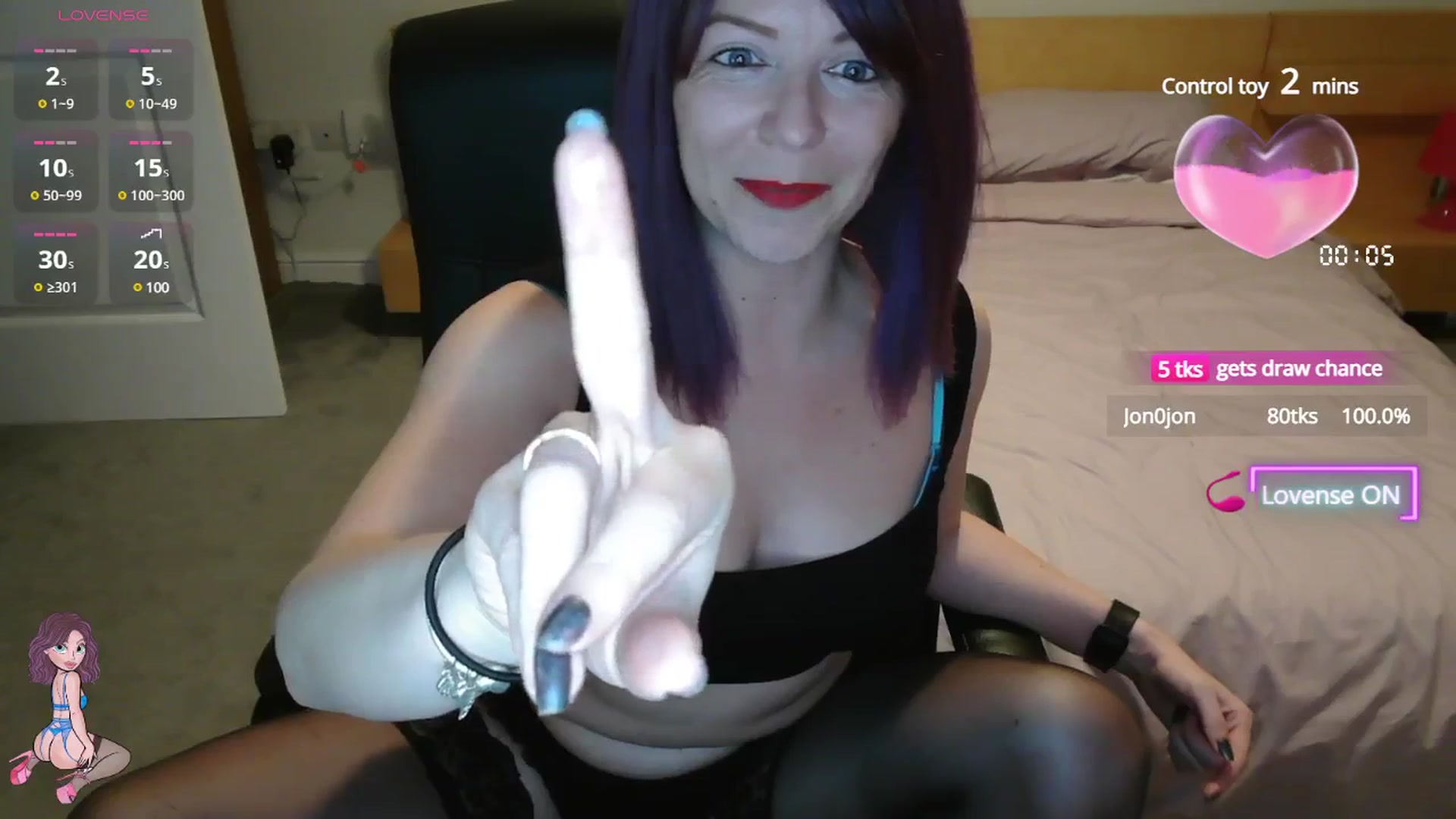 Gallery image thumbnail from size2shoes's myfreecams stream on, 07/08/2025, 24:41 image 3 of 20