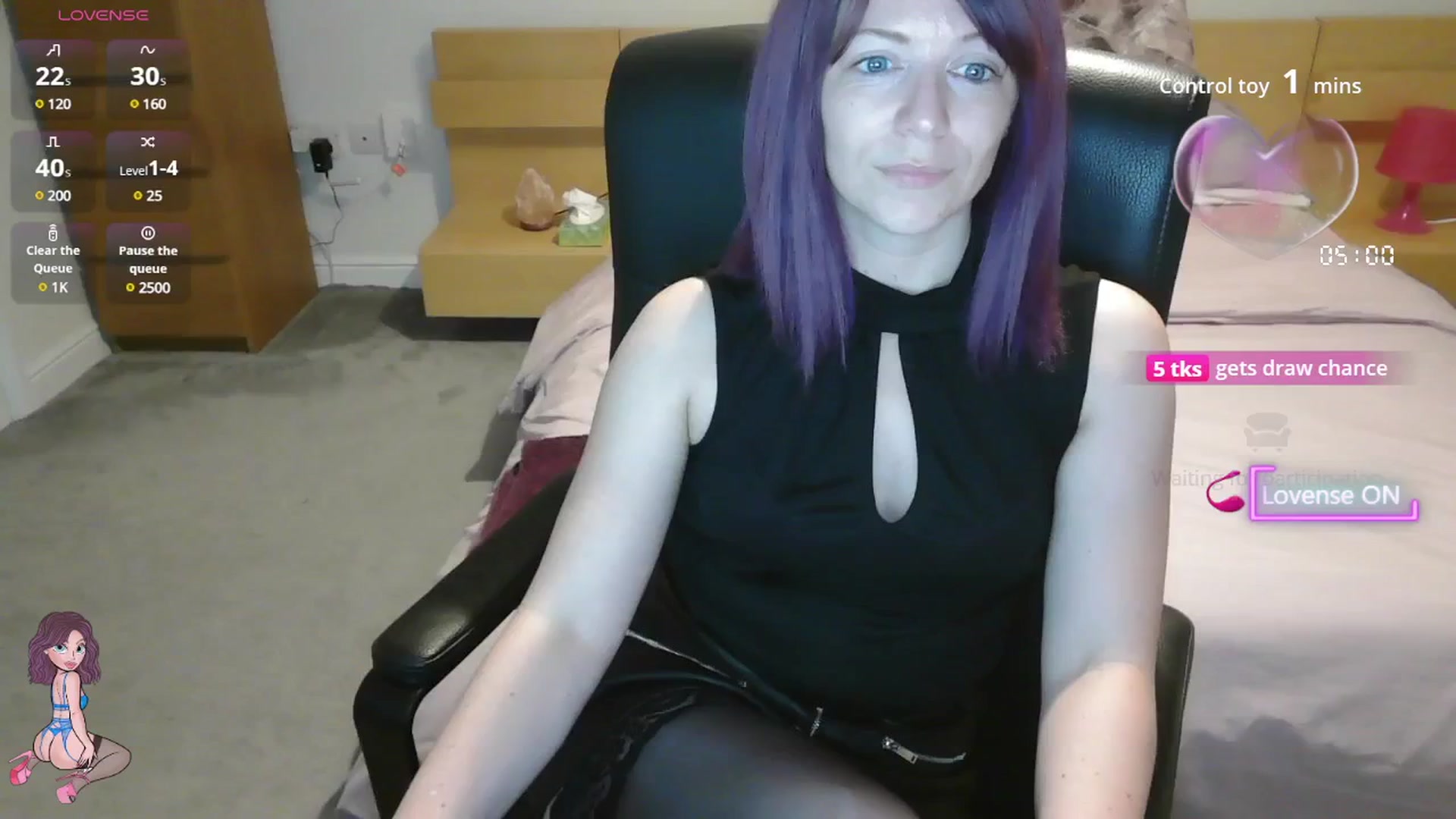 Gallery image thumbnail from size2shoes's myfreecams stream on, 07/17/2025, 22:06 image 1 of 20