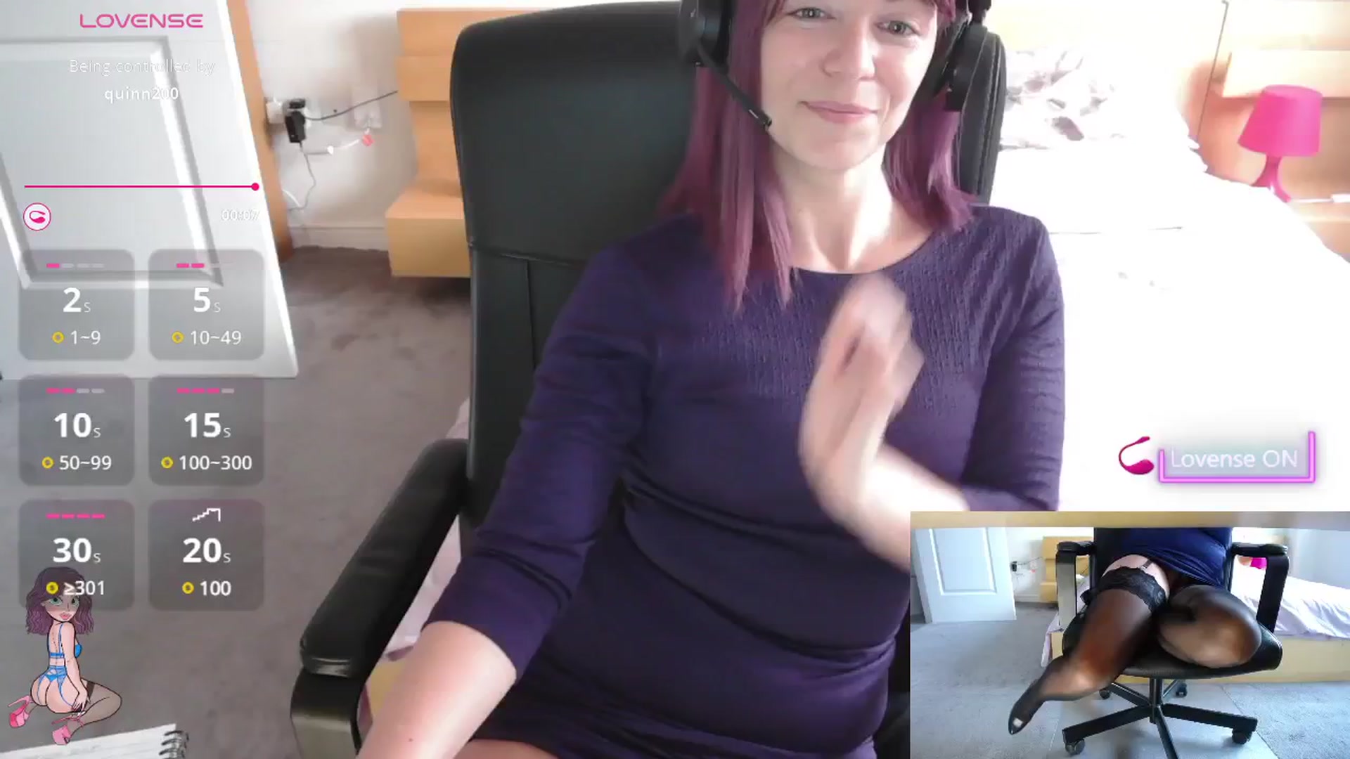 Gallery image thumbnail from size2shoes's myfreecams stream on, 07/22/2025, 16:12 image 13 of 20
