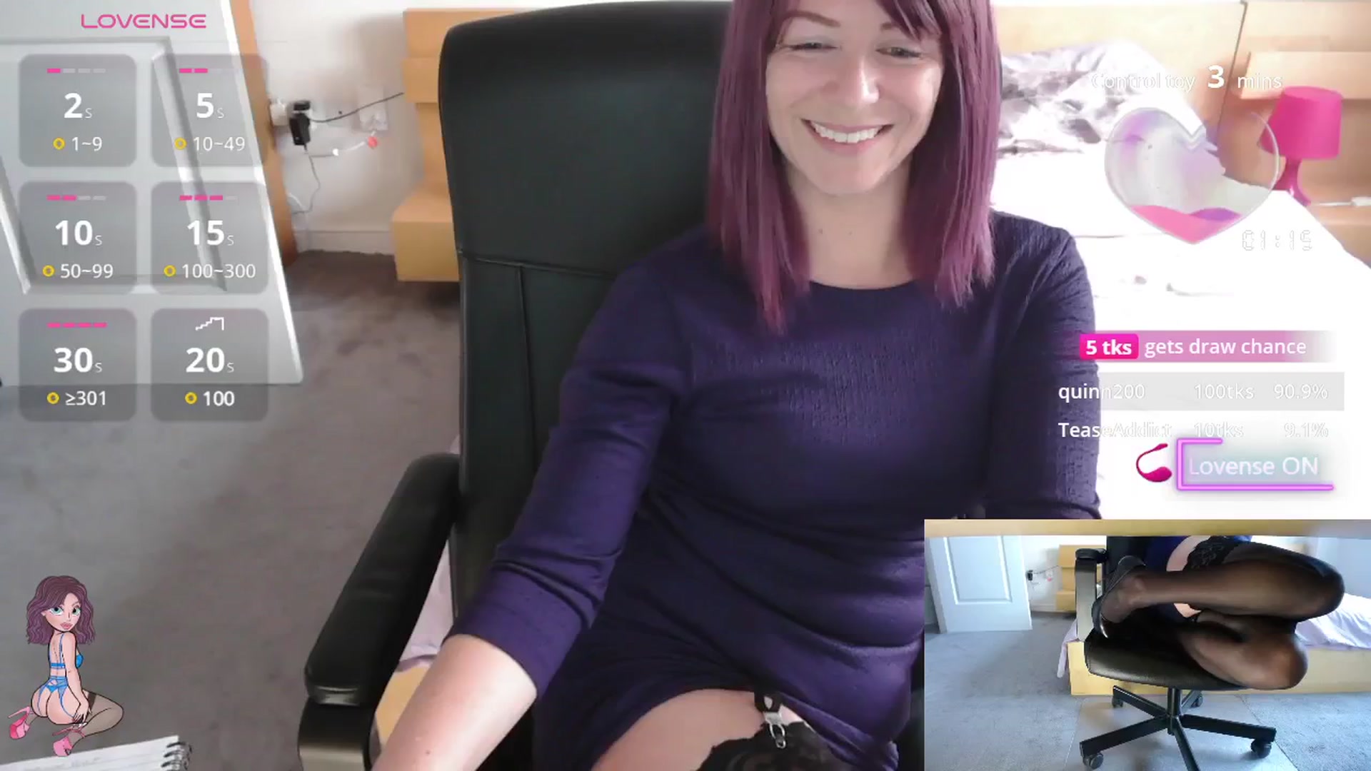 Gallery image thumbnail from size2shoes's myfreecams stream on, 07/22/2025, 16:12 image 16 of 20