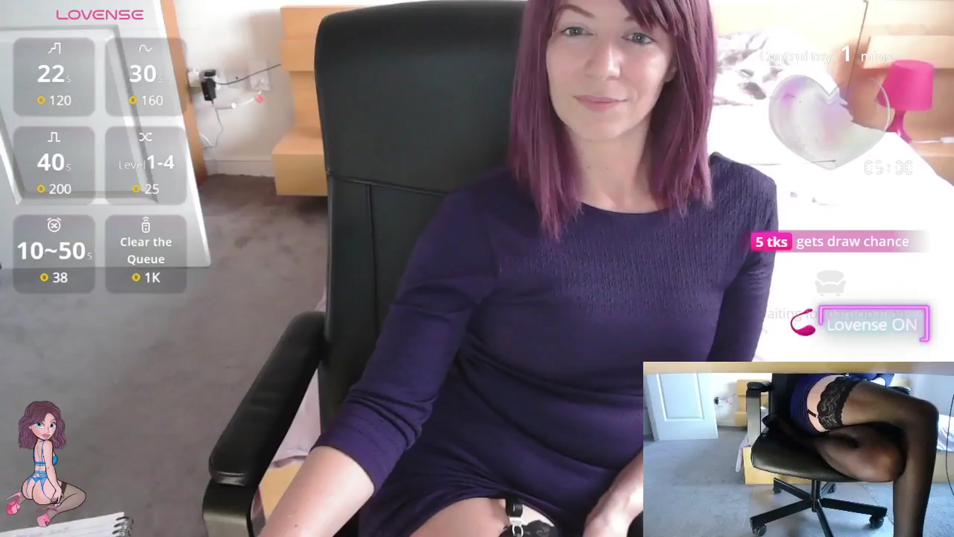 Gallery image thumbnail from size2shoes's myfreecams stream on, 07/22/2025, 16:12 image 18 of 20
