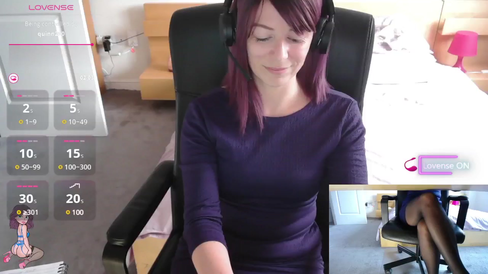 Gallery image thumbnail from size2shoes's myfreecams stream on, 07/22/2025, 16:12 image 12 of 20