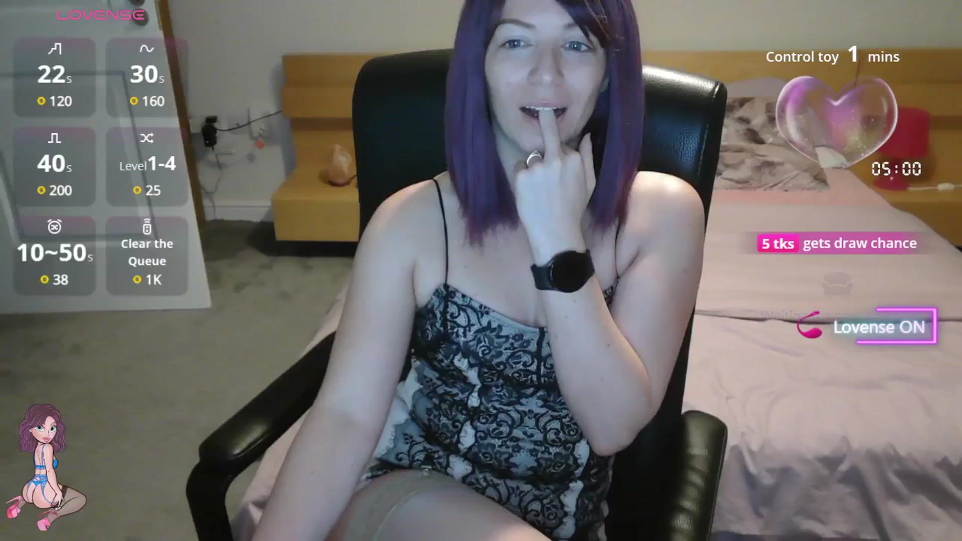 Gallery image thumbnail from size2shoes's myfreecams stream on, 07/22/2025, 22:49 image 1 of 20