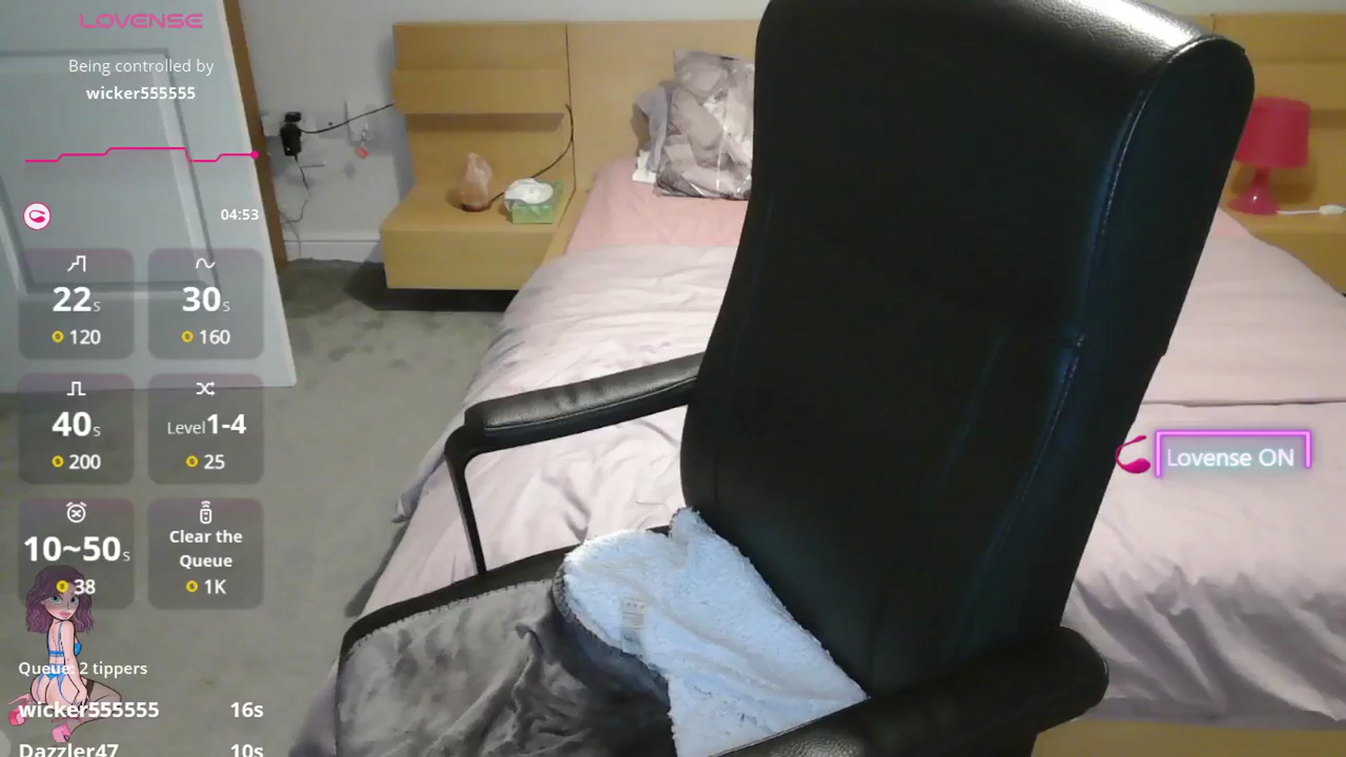Gallery image thumbnail from size2shoes's myfreecams stream on, 07/24/2025, 24:42 image 6 of 20