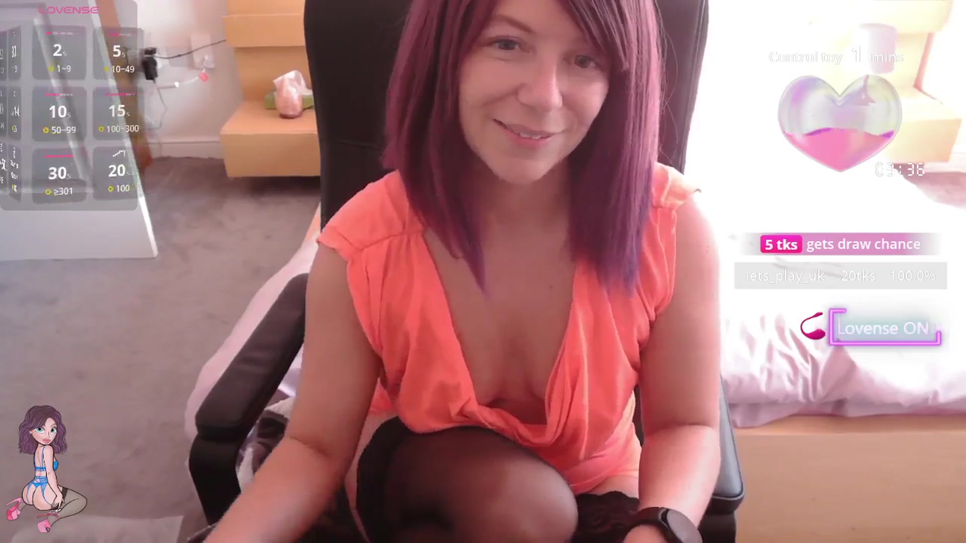 Gallery image thumbnail from size2shoes's myfreecams stream on, 08/11/2025, 15:15 image 15 of 20