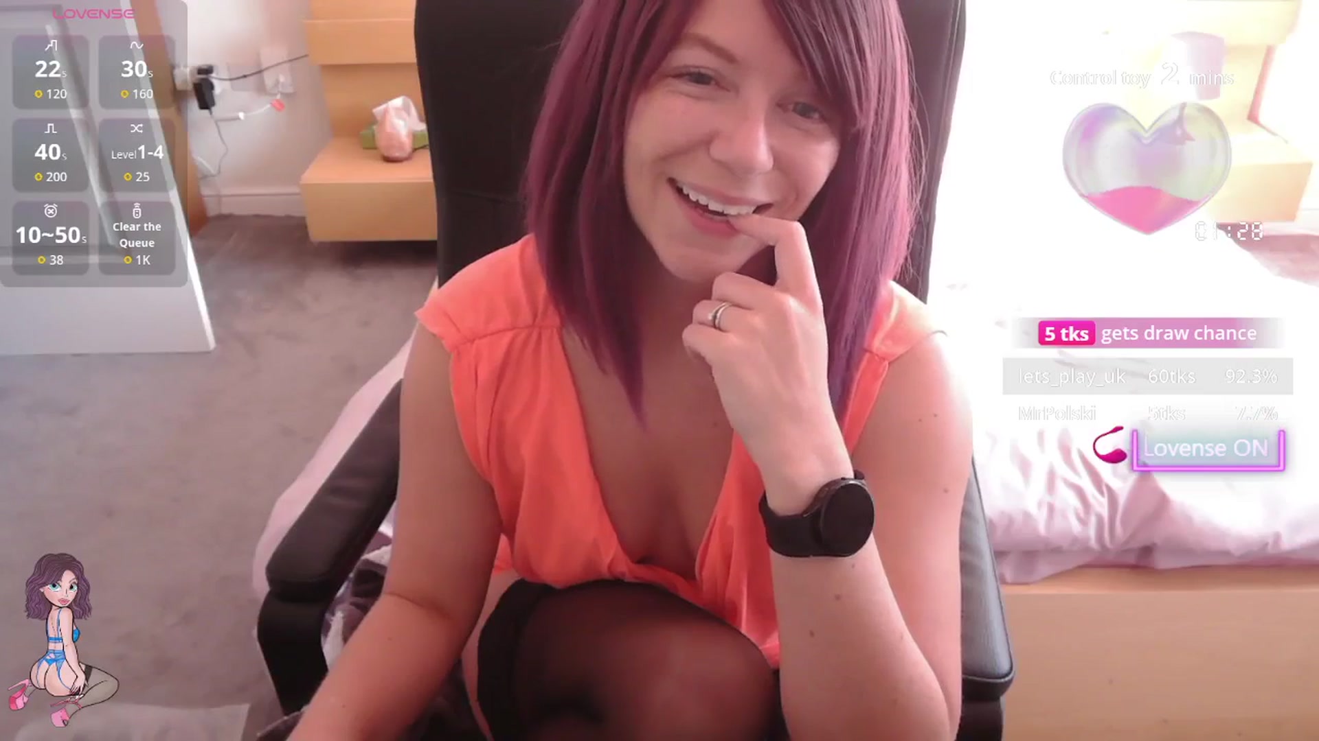 Gallery image thumbnail from size2shoes's myfreecams stream on, 08/11/2025, 15:15 image 18 of 20