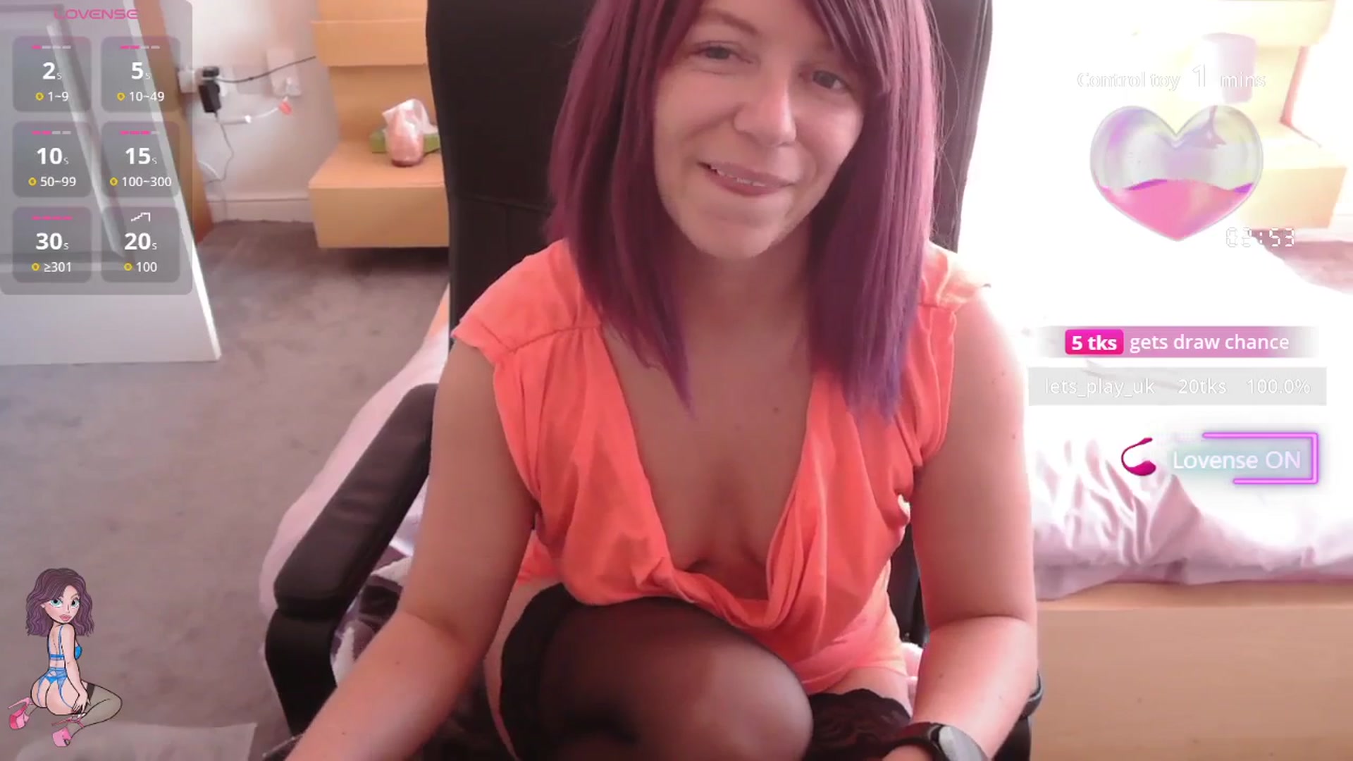Gallery image thumbnail from size2shoes's myfreecams stream on, 08/11/2025, 15:15 image 16 of 20