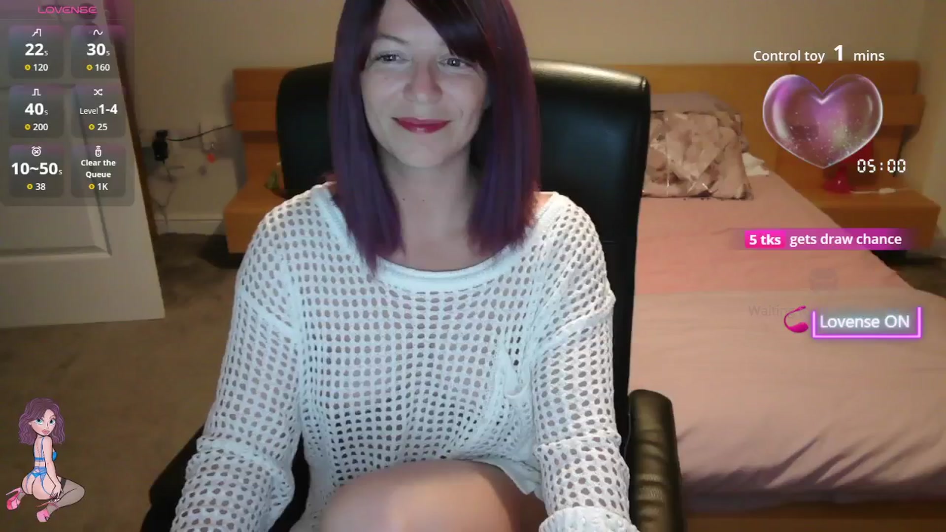 Gallery image thumbnail from size2shoes's myfreecams stream on, 08/13/2025, 20:52 image 9 of 20
