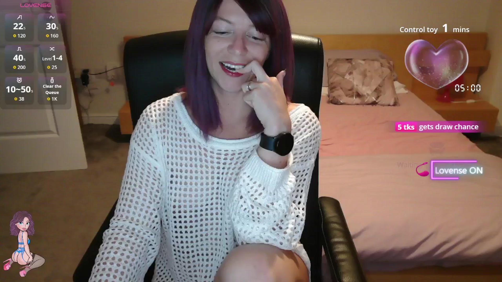Gallery image thumbnail from size2shoes's myfreecams stream on, 08/13/2025, 20:52 image 11 of 20