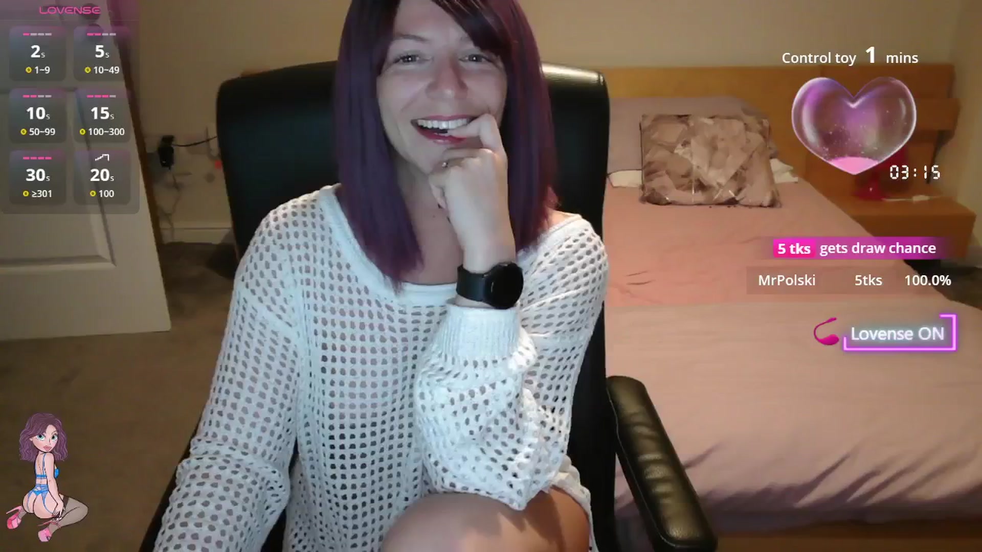 Gallery image thumbnail from size2shoes's myfreecams stream on, 08/13/2025, 20:52 image 15 of 20