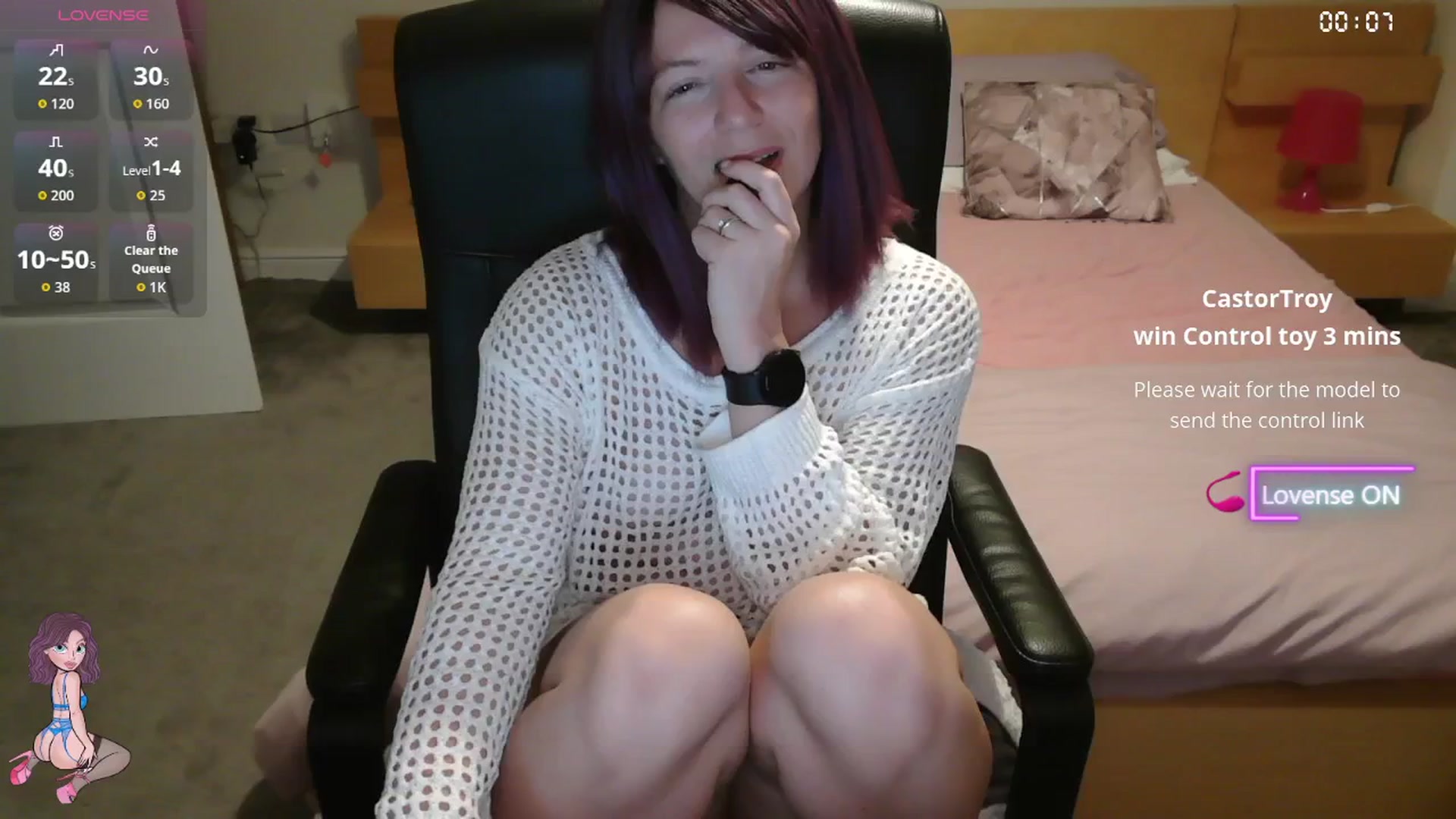 Gallery image thumbnail from size2shoes's myfreecams stream on, 08/13/2025, 23:21 image 7 of 20