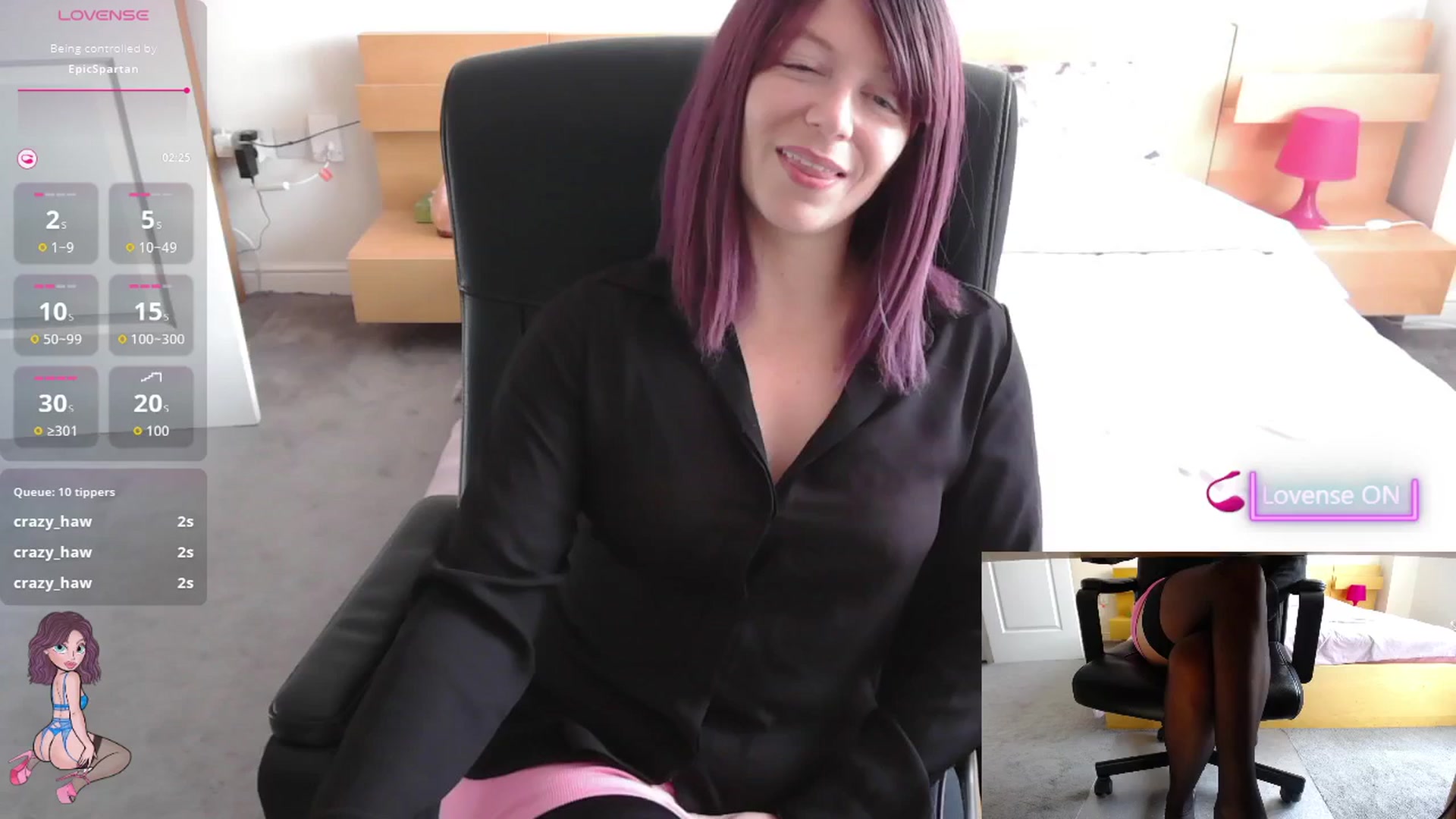 Gallery image thumbnail from size2shoes's myfreecams stream on, 08/14/2025, 12:58 image 14 of 20