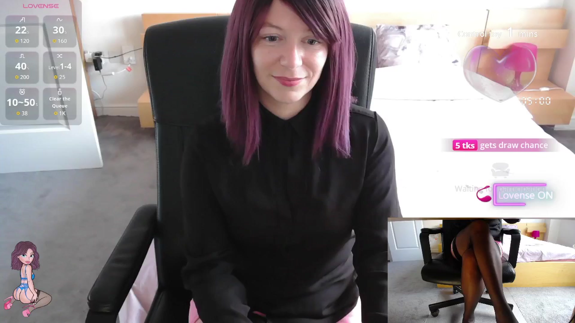 Gallery image thumbnail from size2shoes's myfreecams stream on, 08/14/2025, 12:58 image 5 of 20