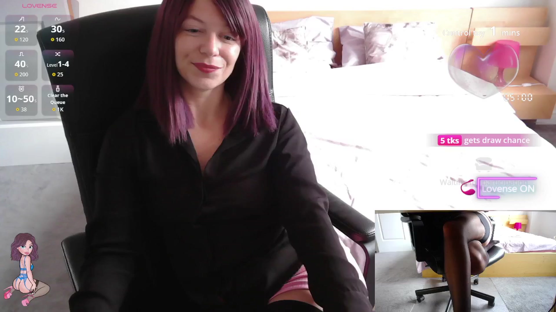 Gallery image thumbnail from size2shoes's myfreecams stream on, 08/14/2025, 14:01 image 5 of 20