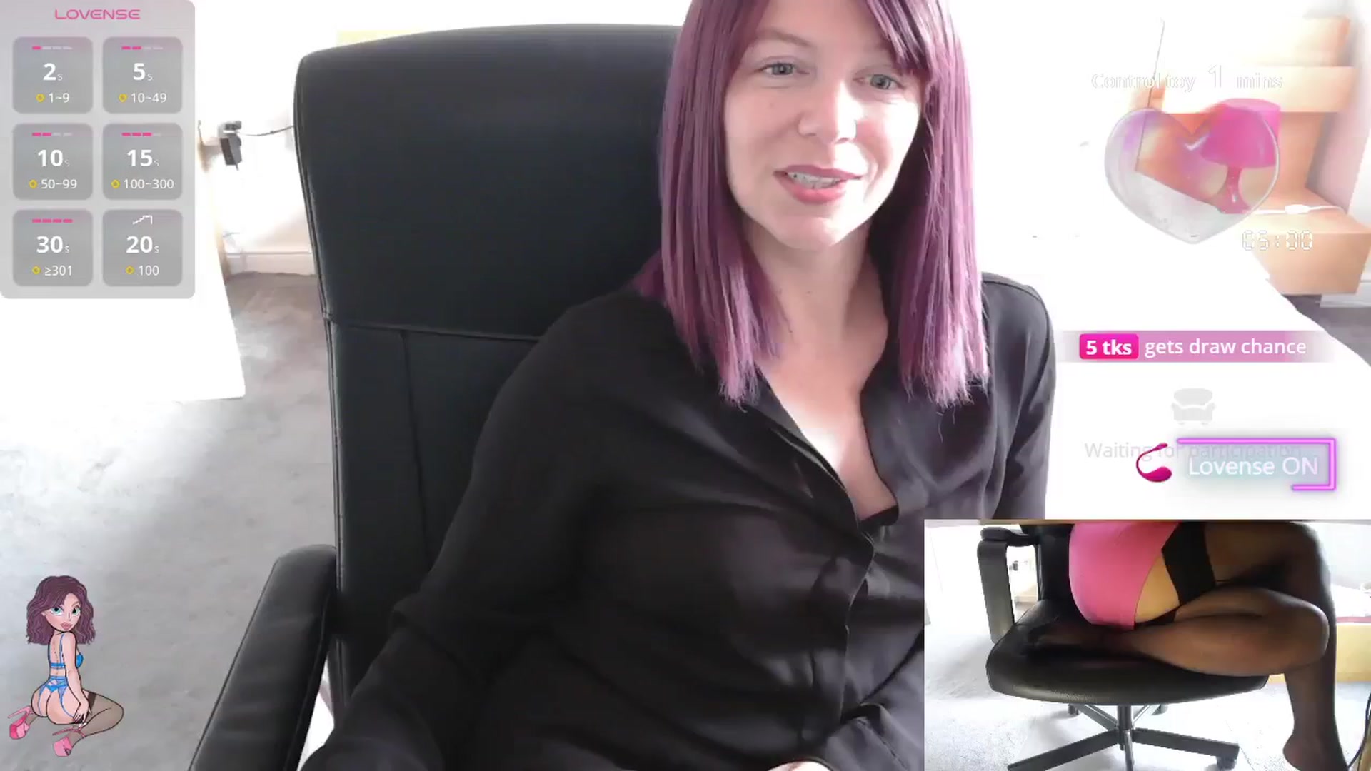 Gallery image thumbnail from size2shoes's myfreecams stream on, 08/14/2025, 15:28 image 1 of 20