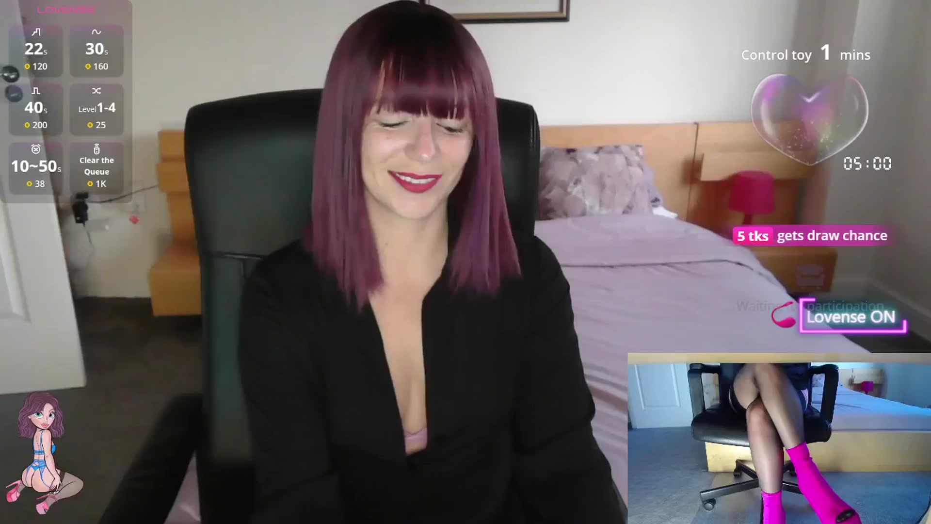 Gallery image thumbnail from size2shoes's myfreecams stream on, 08/14/2025, 19:57 image 4 of 20