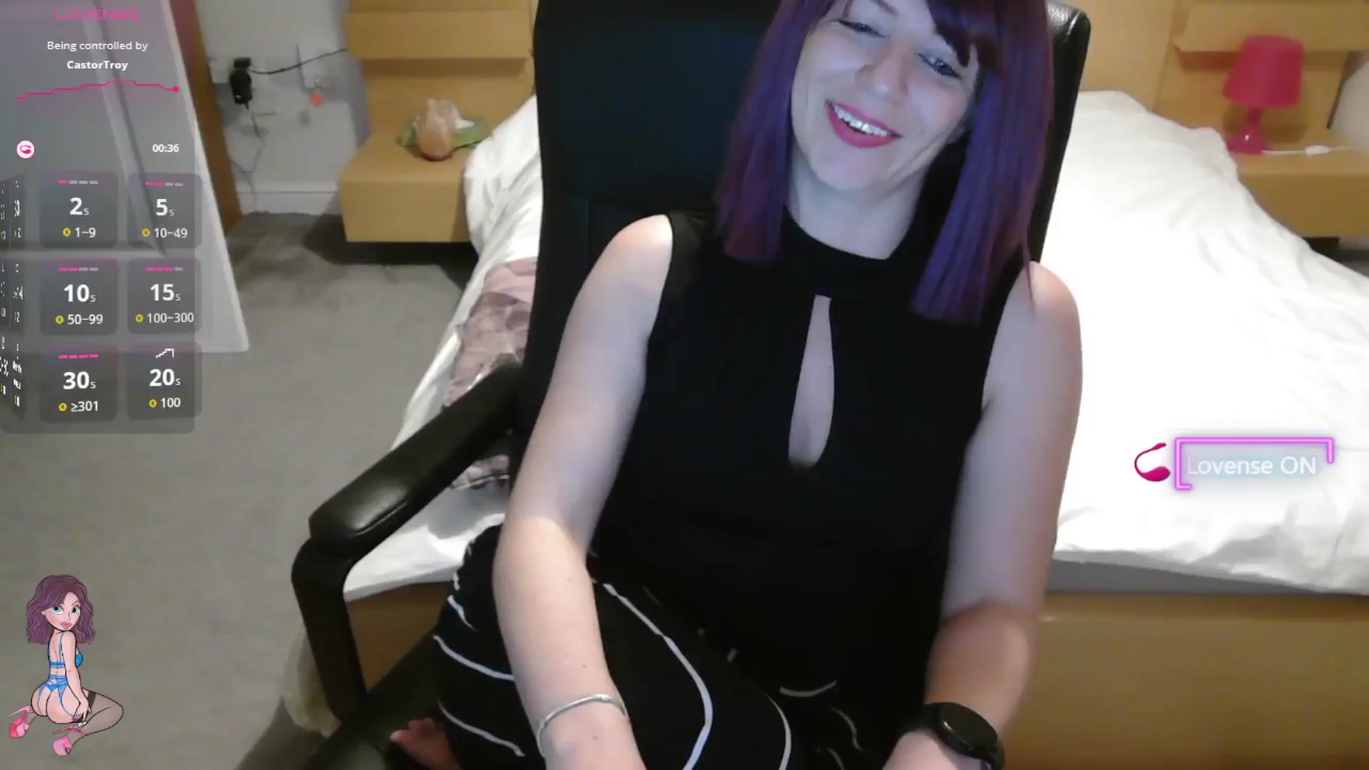 Gallery image thumbnail from size2shoes's myfreecams stream on, 08/20/2025, 01:06 image 8 of 20