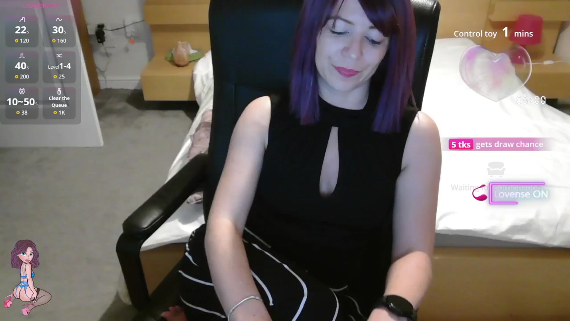Gallery image thumbnail from size2shoes's myfreecams stream on, 08/20/2025, 01:06 image 11 of 20