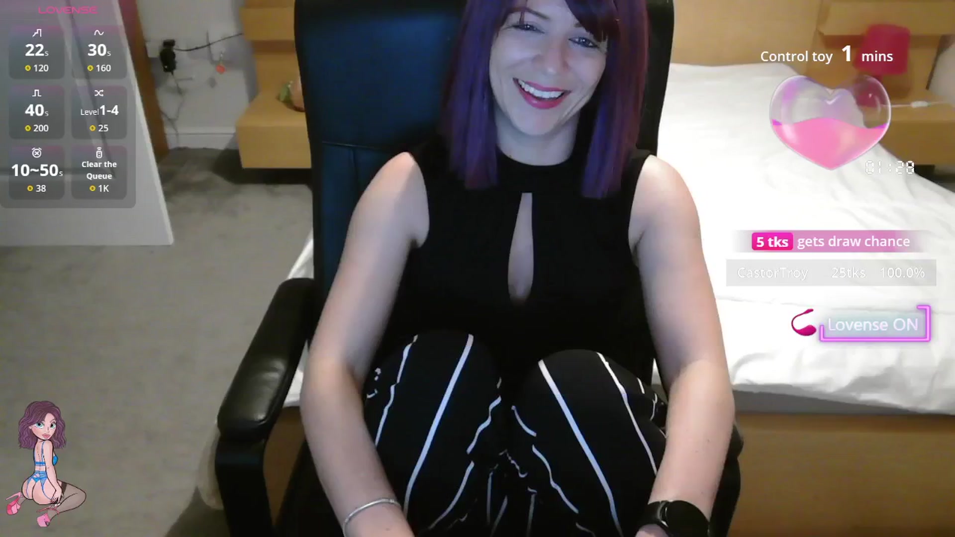 Gallery image thumbnail from size2shoes's myfreecams stream on, 08/20/2025, 01:06 image 20 of 20