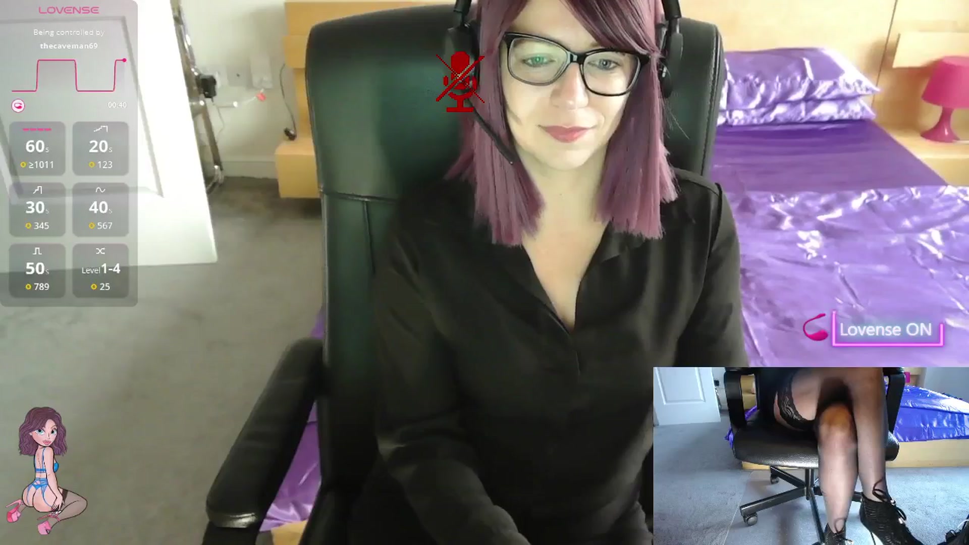 Gallery image thumbnail from size2shoes's myfreecams stream on, 09/04/2025, 10:47 image 6 of 20
