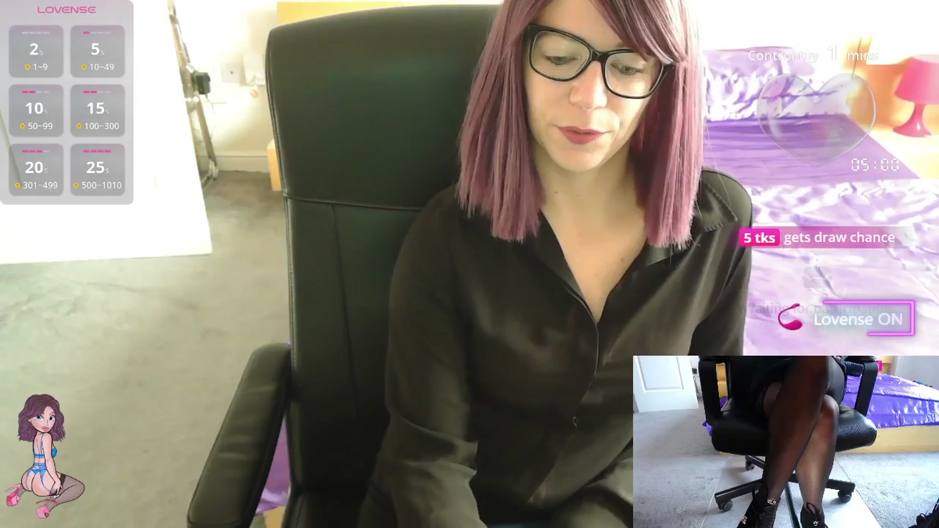 Gallery image thumbnail from size2shoes's myfreecams stream on, 09/04/2025, 10:47 image 2 of 20