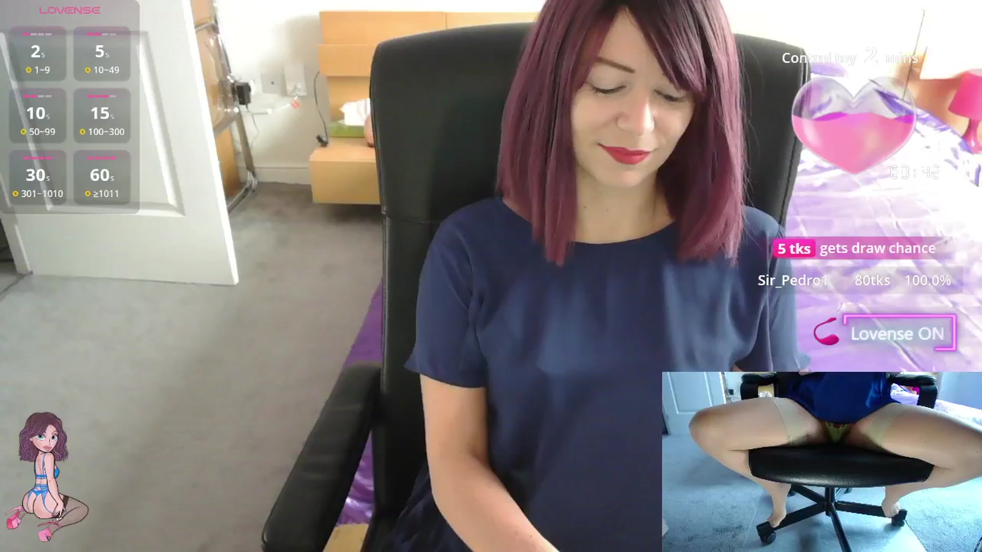 Gallery image thumbnail from size2shoes's myfreecams stream on, 09/10/2025, 10:42 image 7 of 20