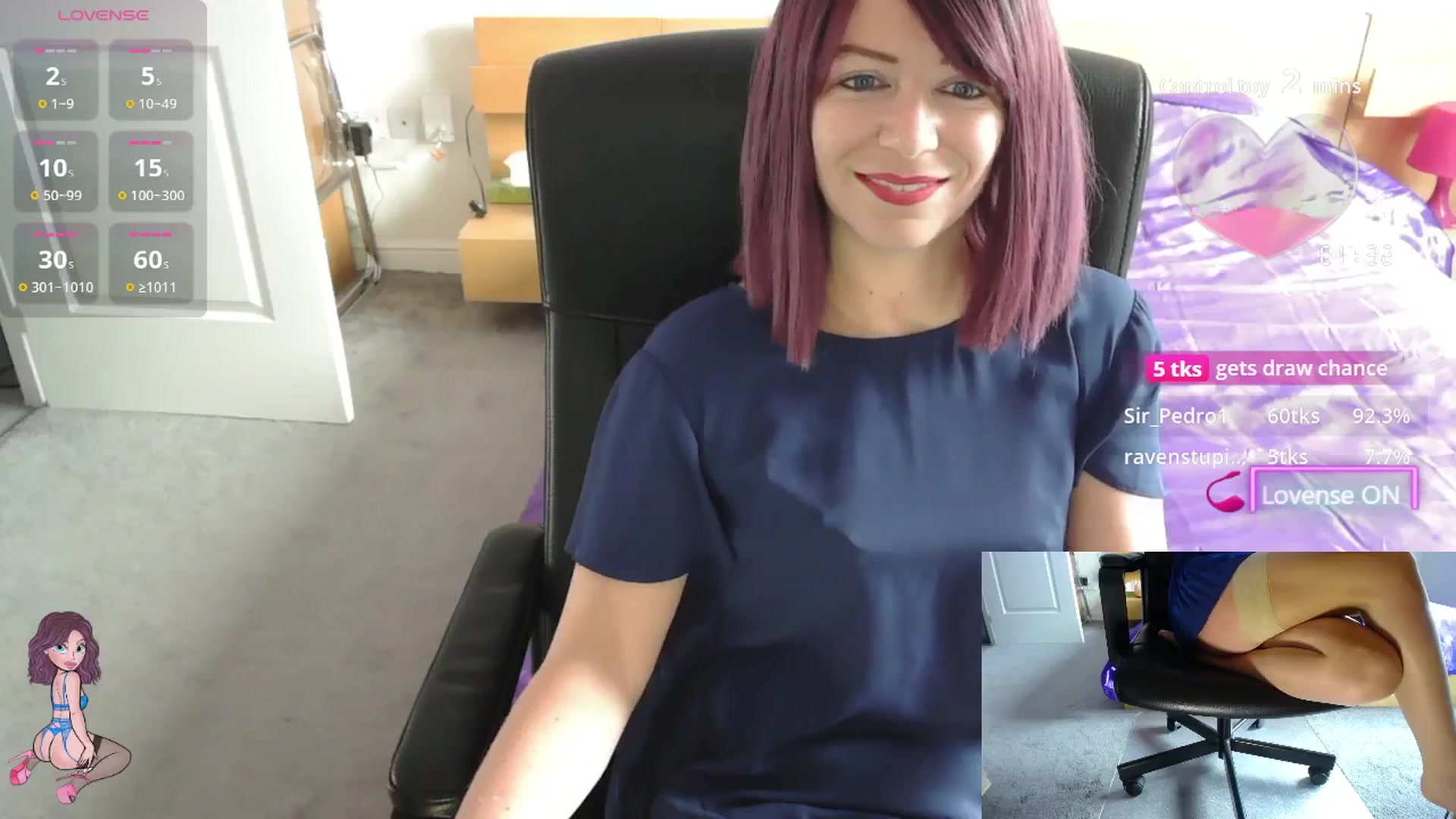 Gallery image thumbnail from size2shoes's myfreecams stream on, 09/10/2025, 10:42 image 17 of 20