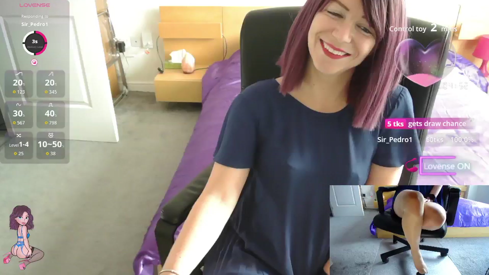 Gallery image thumbnail from size2shoes's myfreecams stream on, 09/10/2025, 10:42 image 4 of 20