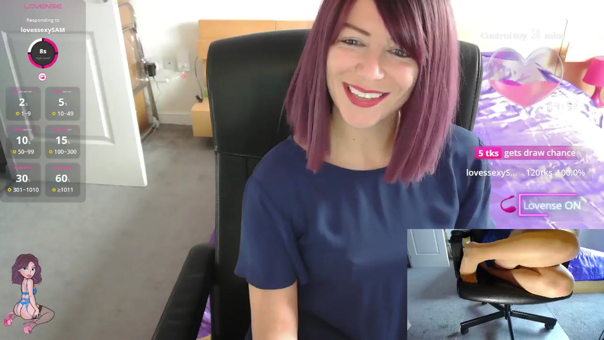 Gallery image thumbnail from size2shoes's myfreecams stream on, 09/10/2025, 11:59 image 10 of 20
