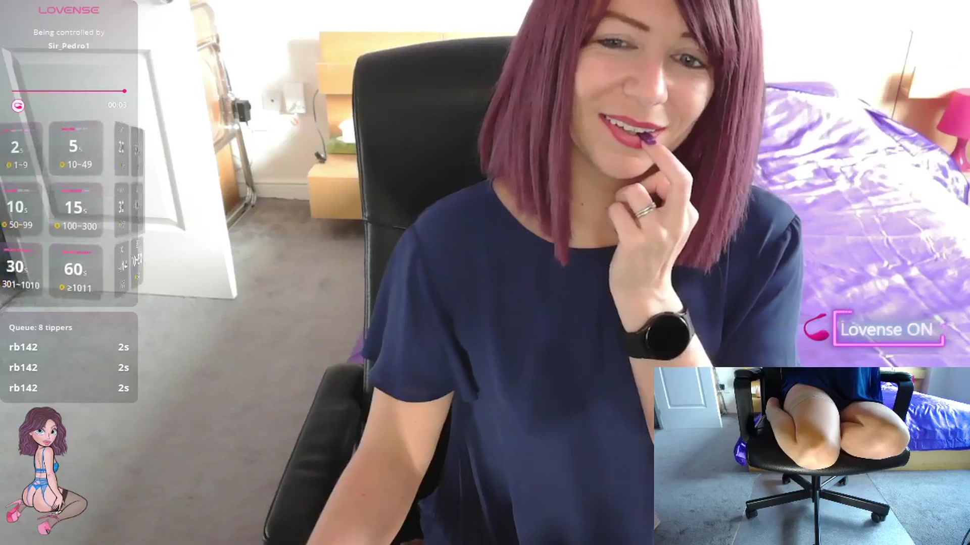 Gallery image thumbnail from size2shoes's myfreecams stream on, 09/10/2025, 11:59 image 17 of 20
