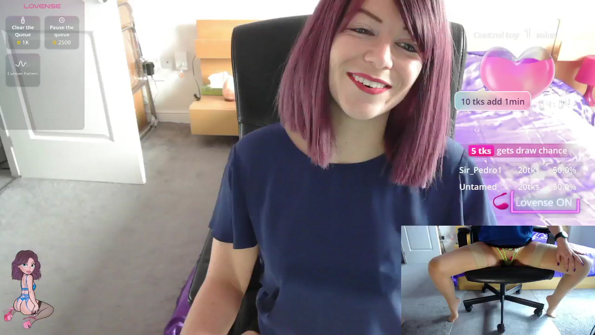 Gallery image thumbnail from size2shoes's myfreecams stream on, 09/10/2025, 11:59 image 4 of 20
