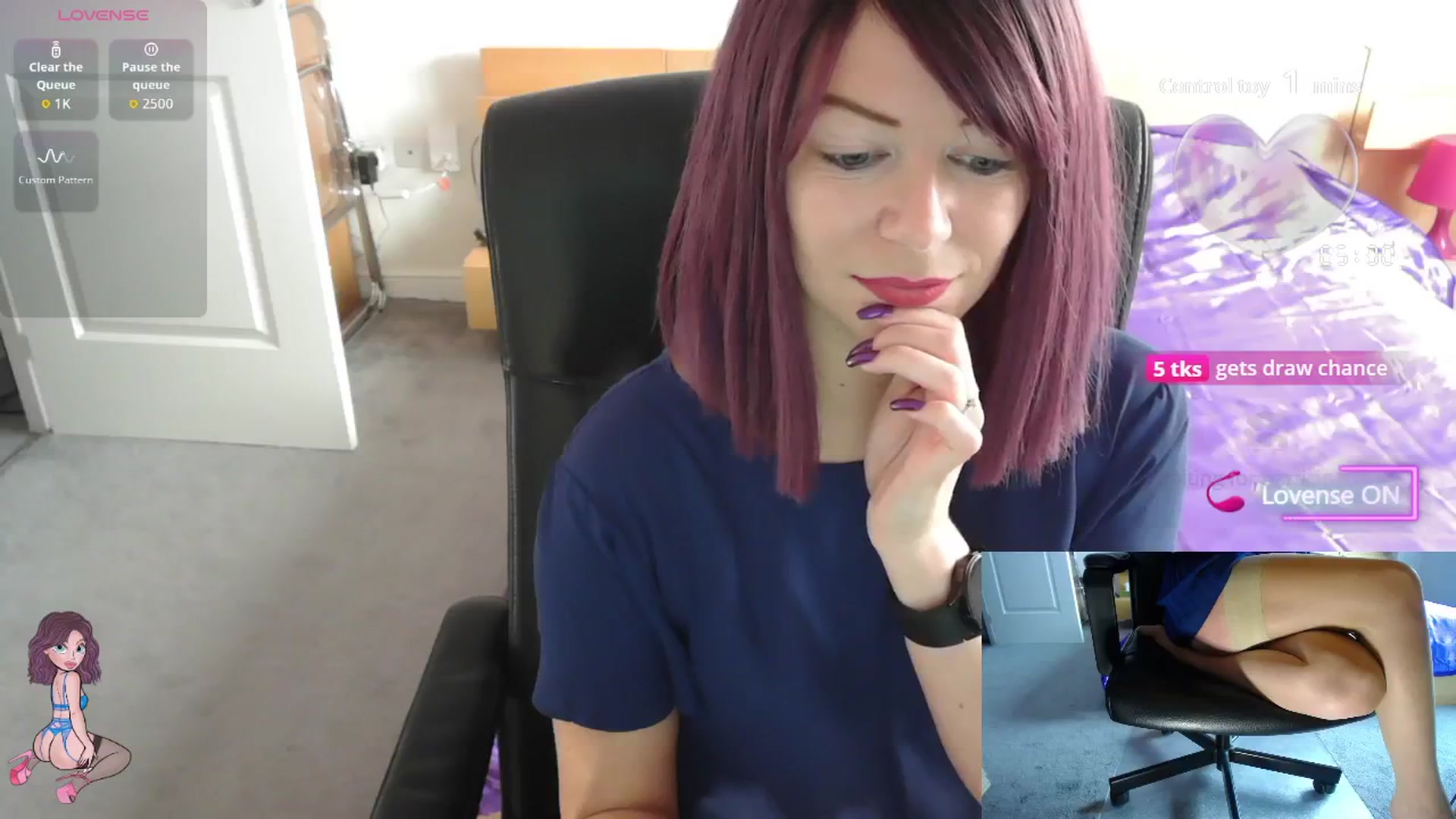 Gallery image thumbnail from size2shoes's myfreecams stream on, 09/10/2025, 11:59 image 8 of 20
