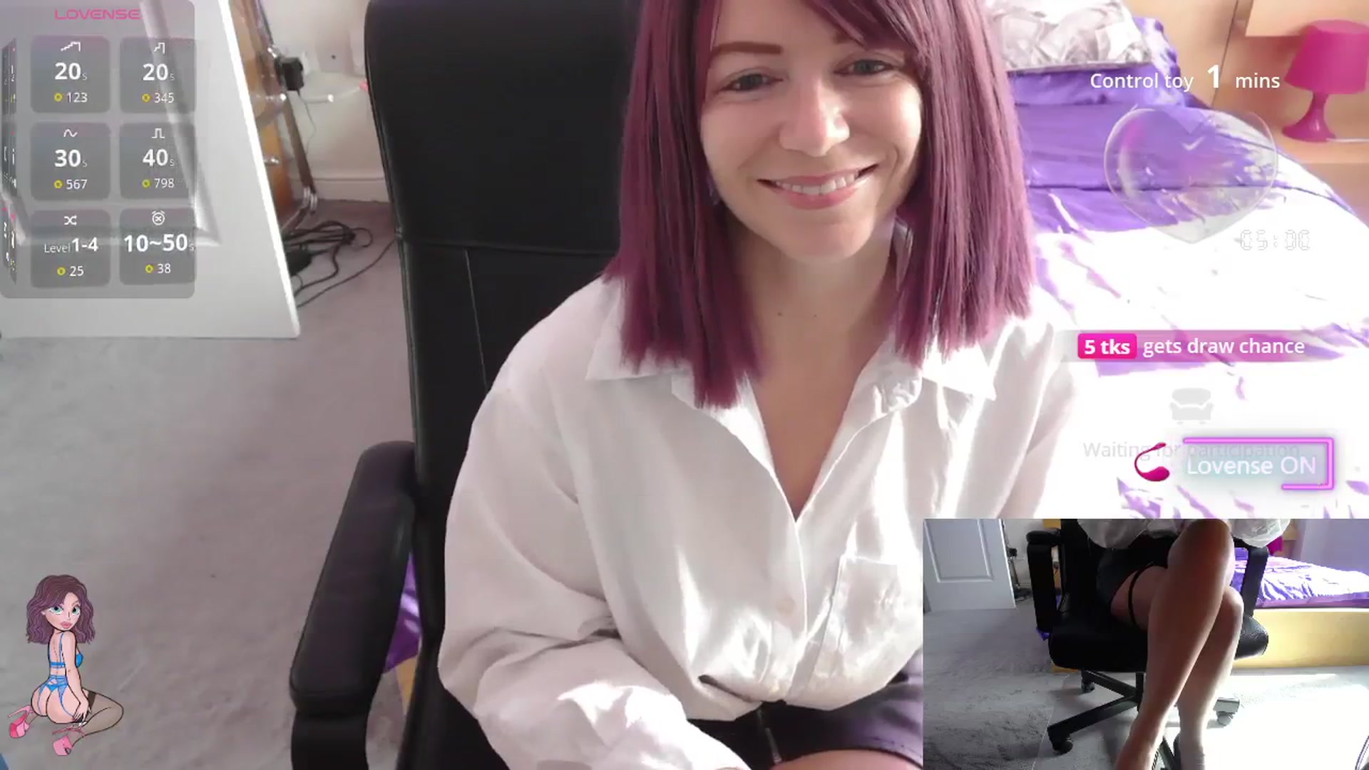 Gallery image thumbnail from size2shoes's myfreecams stream on, 09/16/2025, 14:43 image 3 of 20